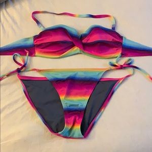 Victoria’s Secret push-up bikini set
